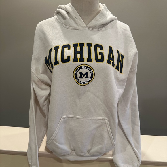 University of Michigan Hoodie - Picture 1 of 5